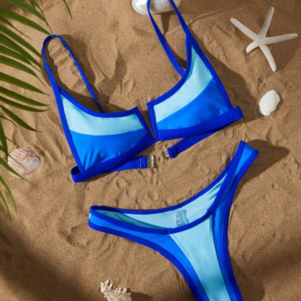 Conjunto de bikini deportivo de top con tirantes de color contrastante y Bottom de talle alto para mujeres, para verano y vacaciones en la playa
