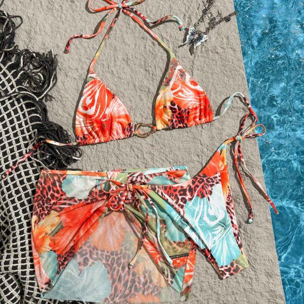 Nuevo conjunto de traje de baño de 3 piezas para mujer con minifalda, estampado de leopardo y flores, con hebilla de metal, para playa y fiesta de piscina en primavera y verano