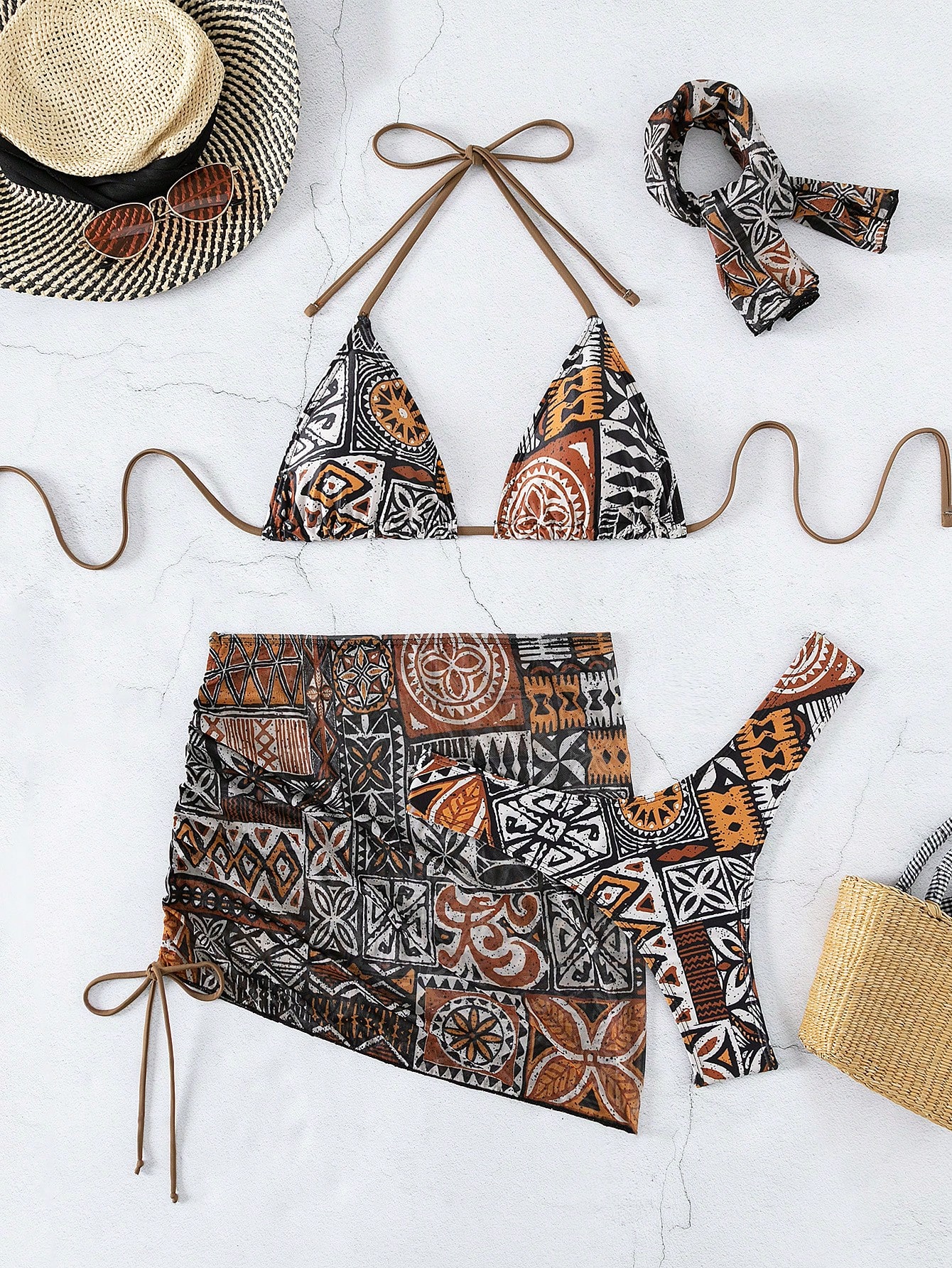 Swim Conjunto de bikini de 4 piezas para playa de verano, con taza triangular de parche estampado y cuello de halter - Imagen 4