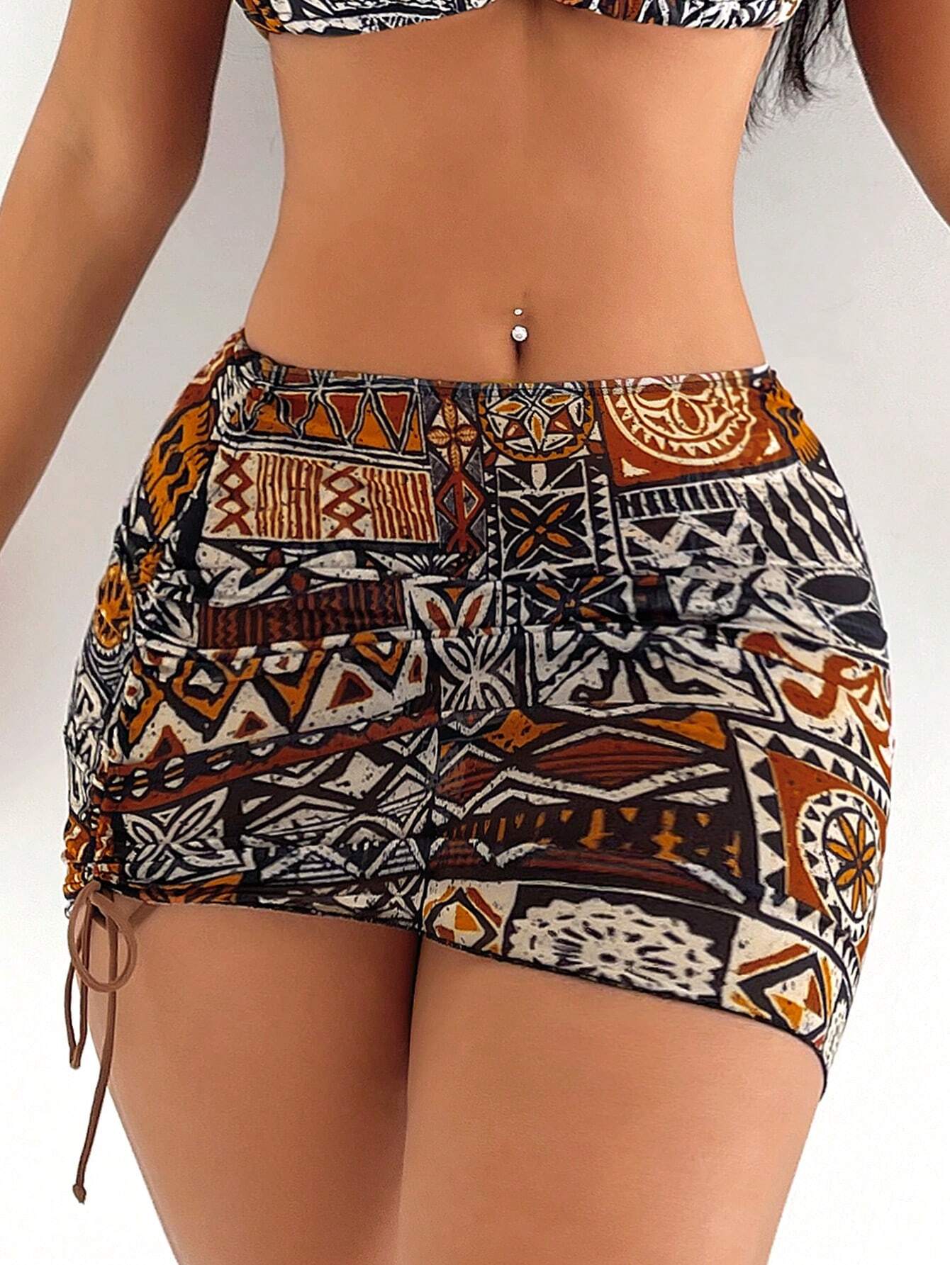 Swim Conjunto de bikini de 4 piezas para playa de verano, con taza triangular de parche estampado y cuello de halter - Imagen 2