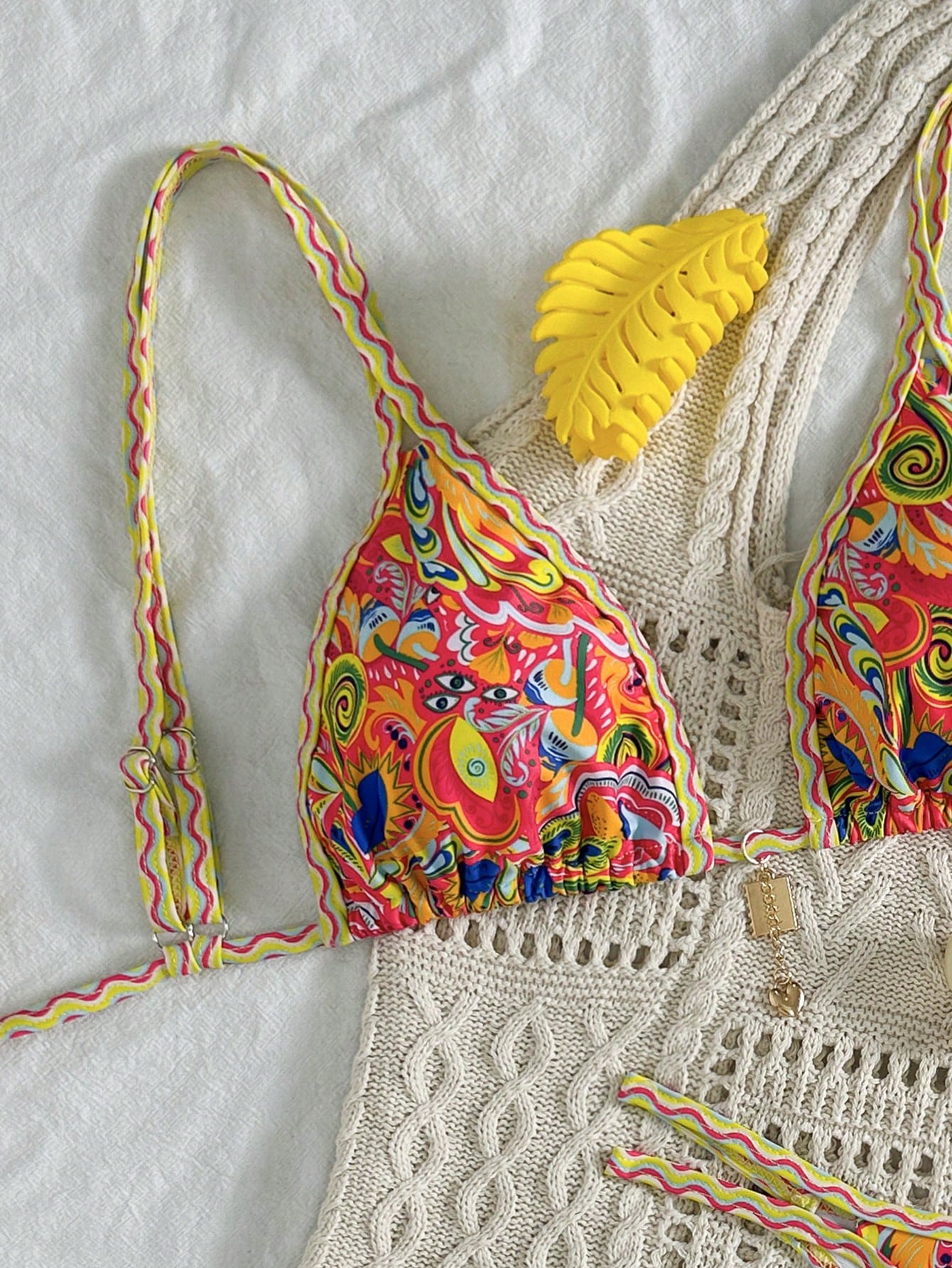 Swim Set de 2 piezas de bikini triangular con estampado aleatorio y correas ajustables para mujer, traje de baño casual de playa y verano - Imagen 2