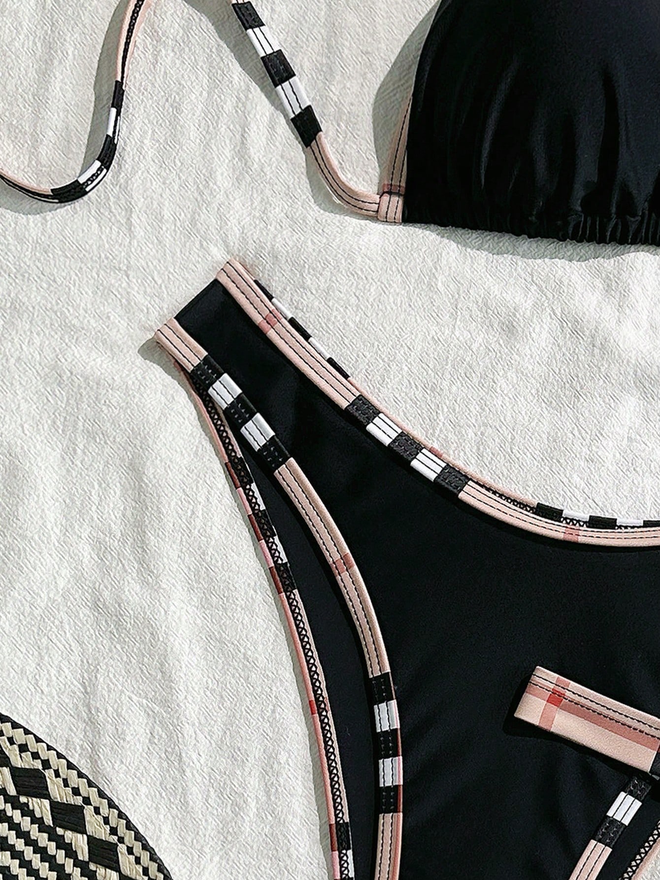 Swim Set de 3 piezas de bikini de bloques de color negro para mujeres, adecuado para spa, vacaciones, natación - Imagen 1
