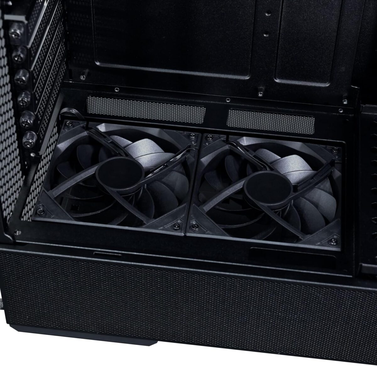 Chasis Lian Li LANCOOL 207 – Torre Media ATX/M-ATX, Pantalla LCD, 4 Ventiladores PWM, Panel de Malla - Image 3