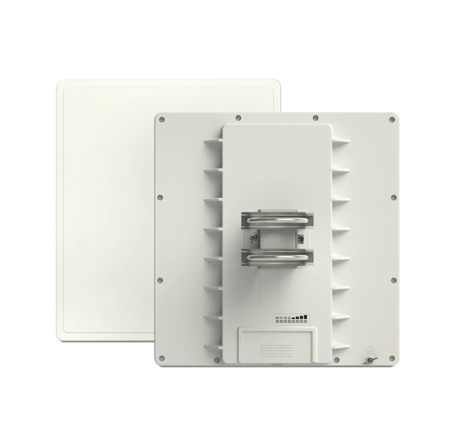 1044_lg.png MikroTik QRT 5 RB911G-5HPnD-QRT-US 24 dBi – Panel Plano de Largo Alcance 5GHz con Gigabit - Imagen 1